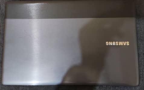 Samsung laptop NP300E5C