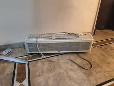 acc for sale compresor kharab ha 10by7 coundastion