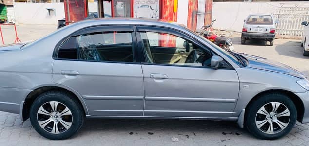 Honda Civic EXi 2005