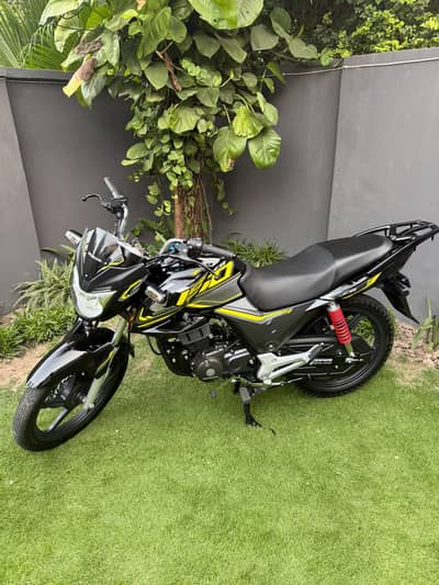 Honda CB 150F (Black) – 2026 Model – Total Genuine – Just 3,130 KM