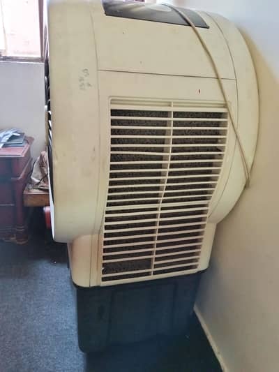 Inverter air cooler with remote