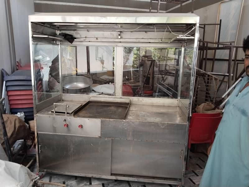 shawarma counter with shawarma machine 2