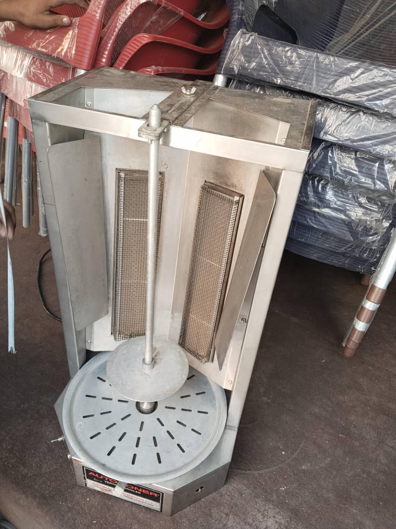 shawarma counter with shawarma machine 3