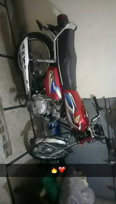 2022 Model 10 by 10 condition 13000 km driven  Totally Jenwen Honda