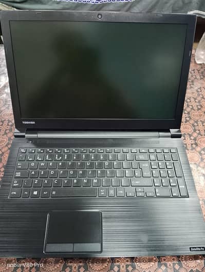 Toshiba satellite pro | core i3 7th gen | 4gb ddr4 128gb m2