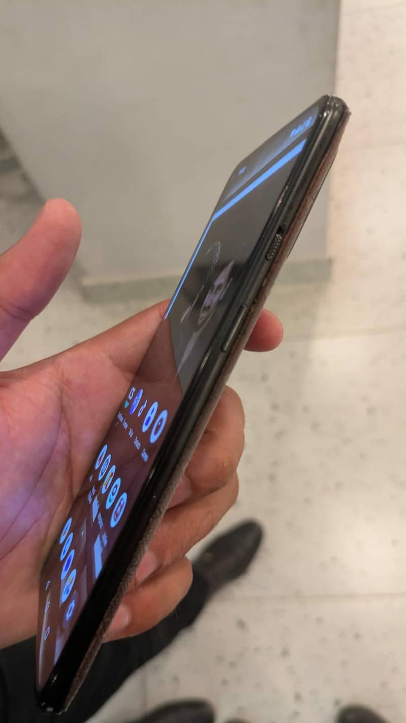 One Plus 9R 5