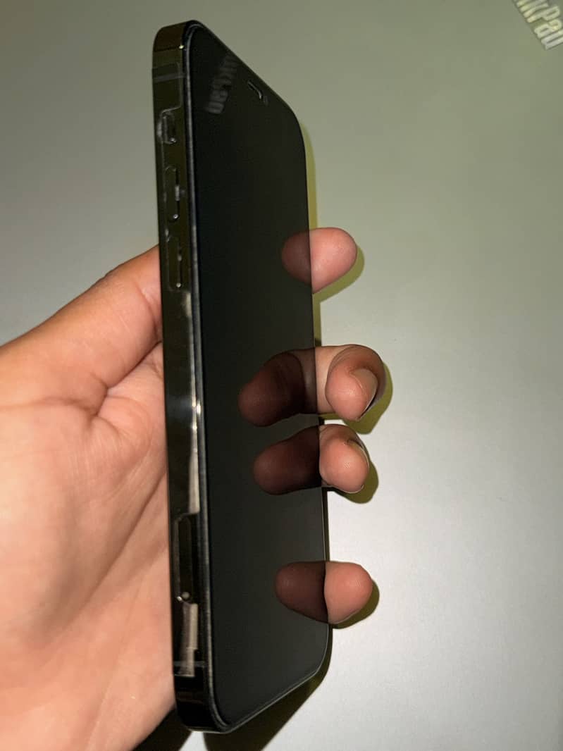 Apple iPhone 12 Pro 8