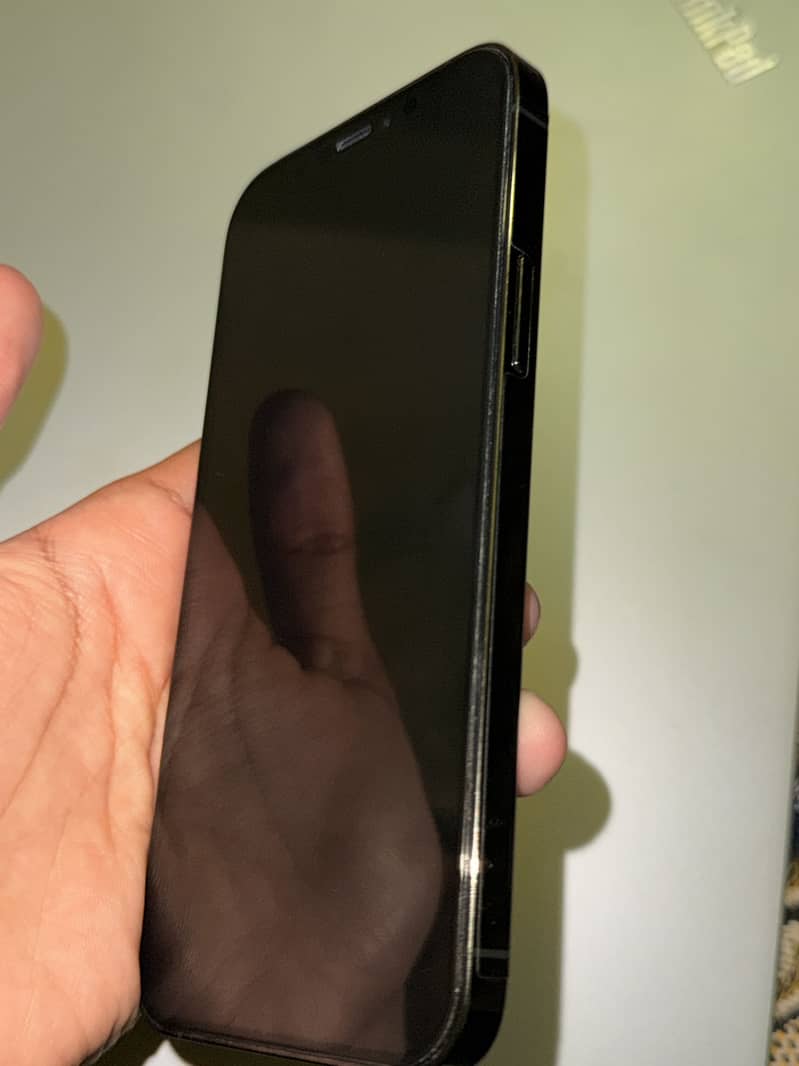 Apple iPhone 12 Pro 9