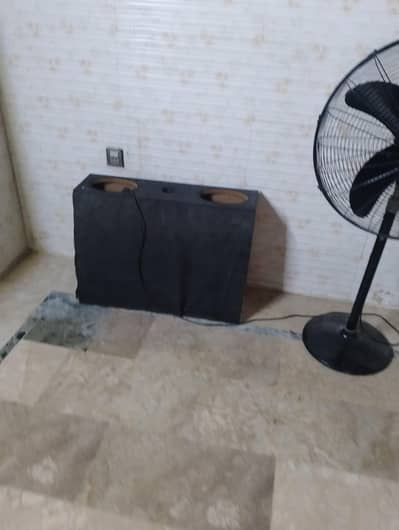 speaker box
