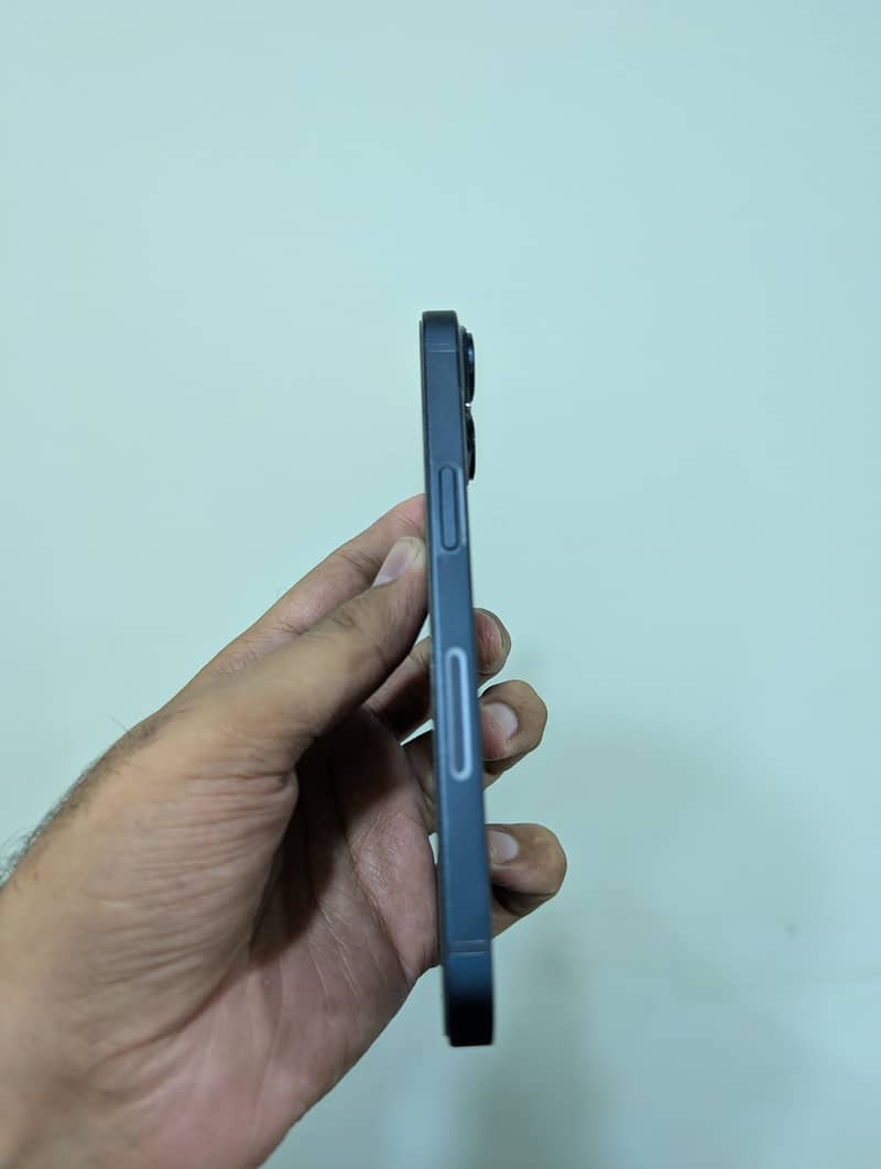 iPhone 14 2