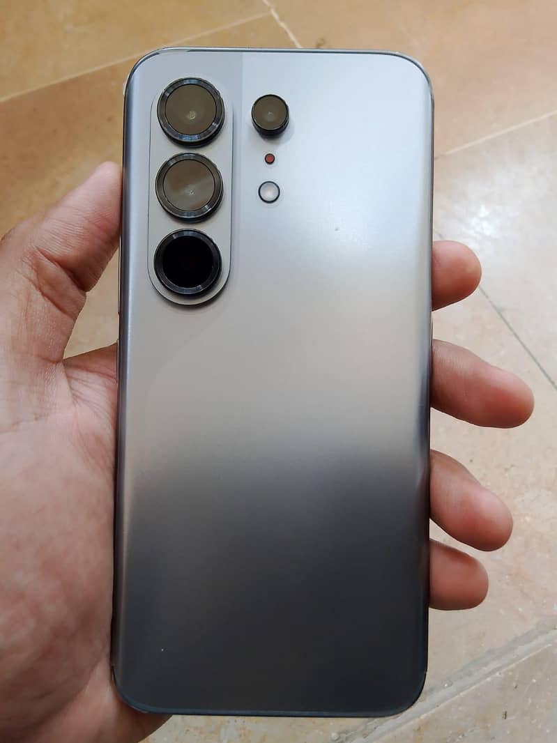 Tecno CAMON 50 Pro 0