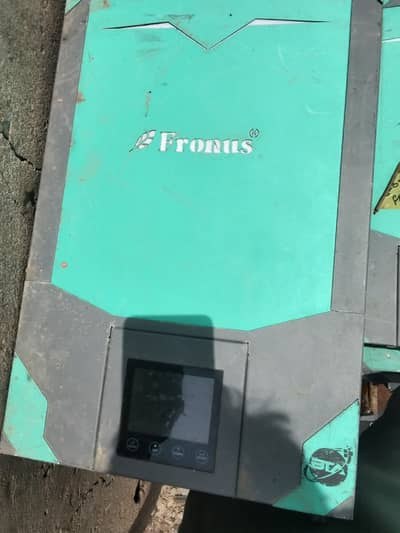 Fronus inverter 6 kw , 5kw in better condition