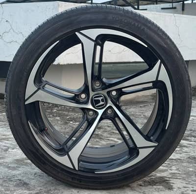 225/45 R18 Yokohama Tyres with Maxstton Wheels