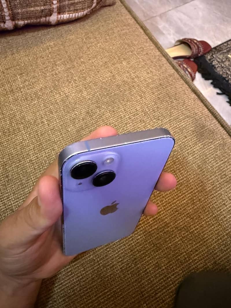 Apple iPhone 14 7