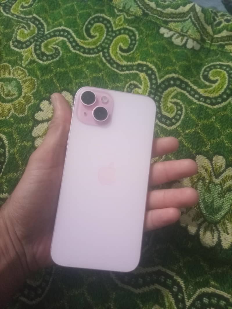 Apple iPhone 15 plus 3