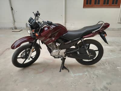 Yamaha YBR 125G 2017 Red | 19580 km | Excellent condition