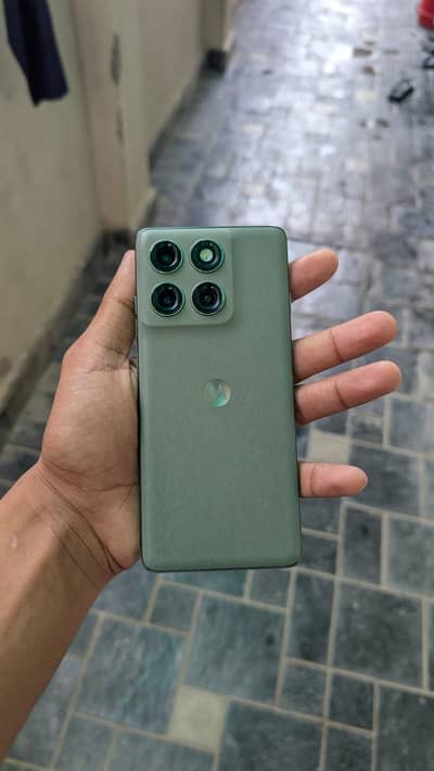 Motorola Edge