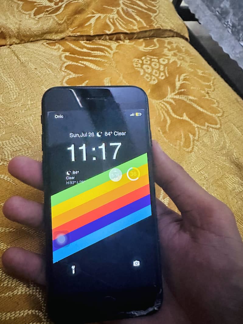 Apple iPhone 7 1