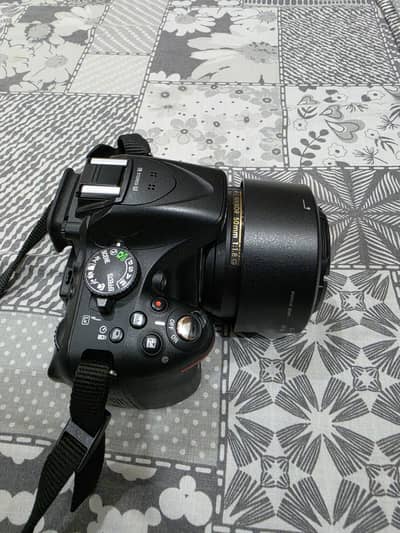 Nikon d5200 complete box