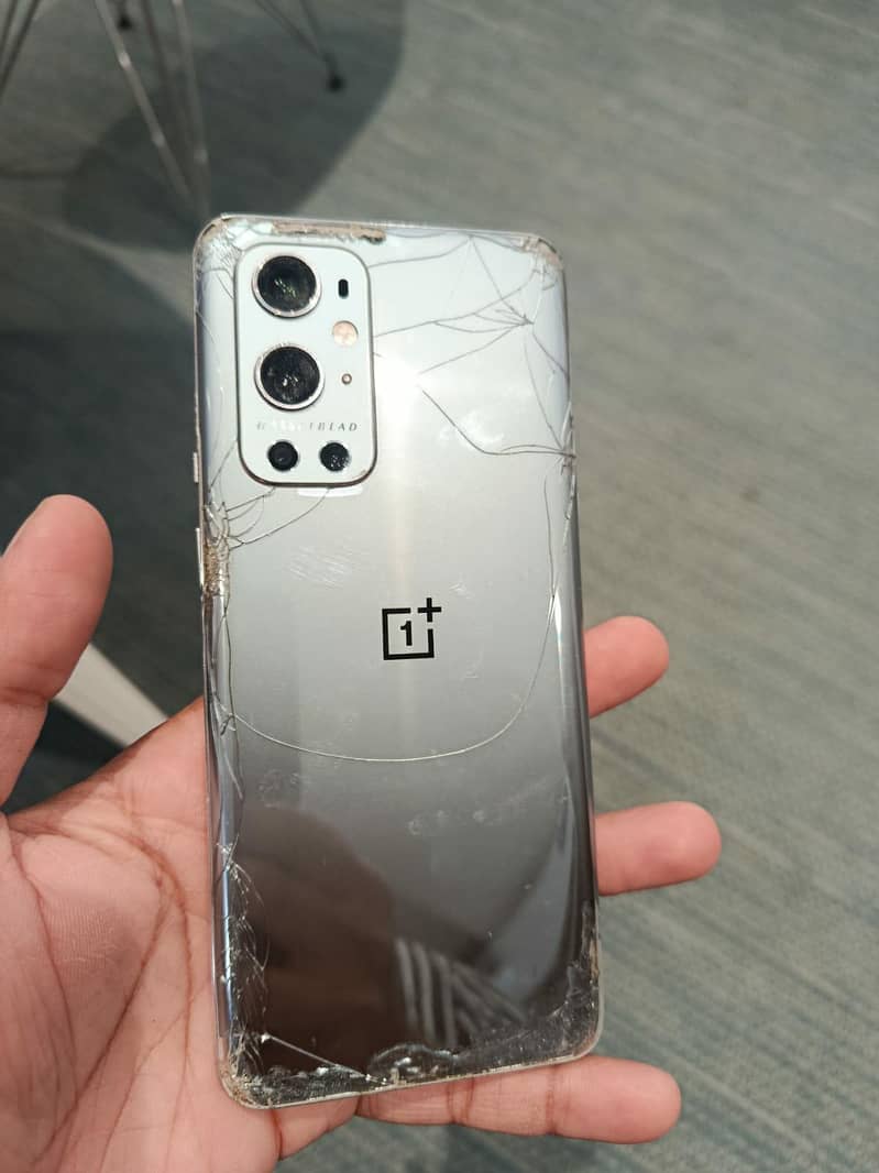One Plus 9 Pro 1