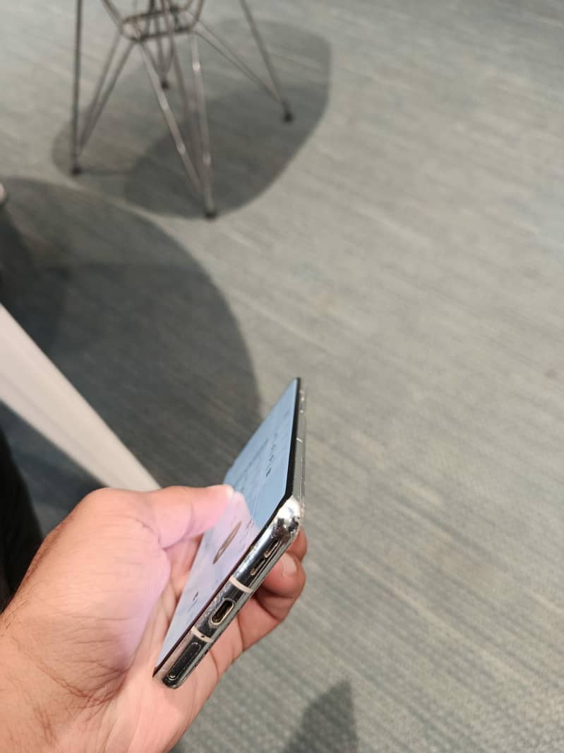 One Plus 9 Pro 4