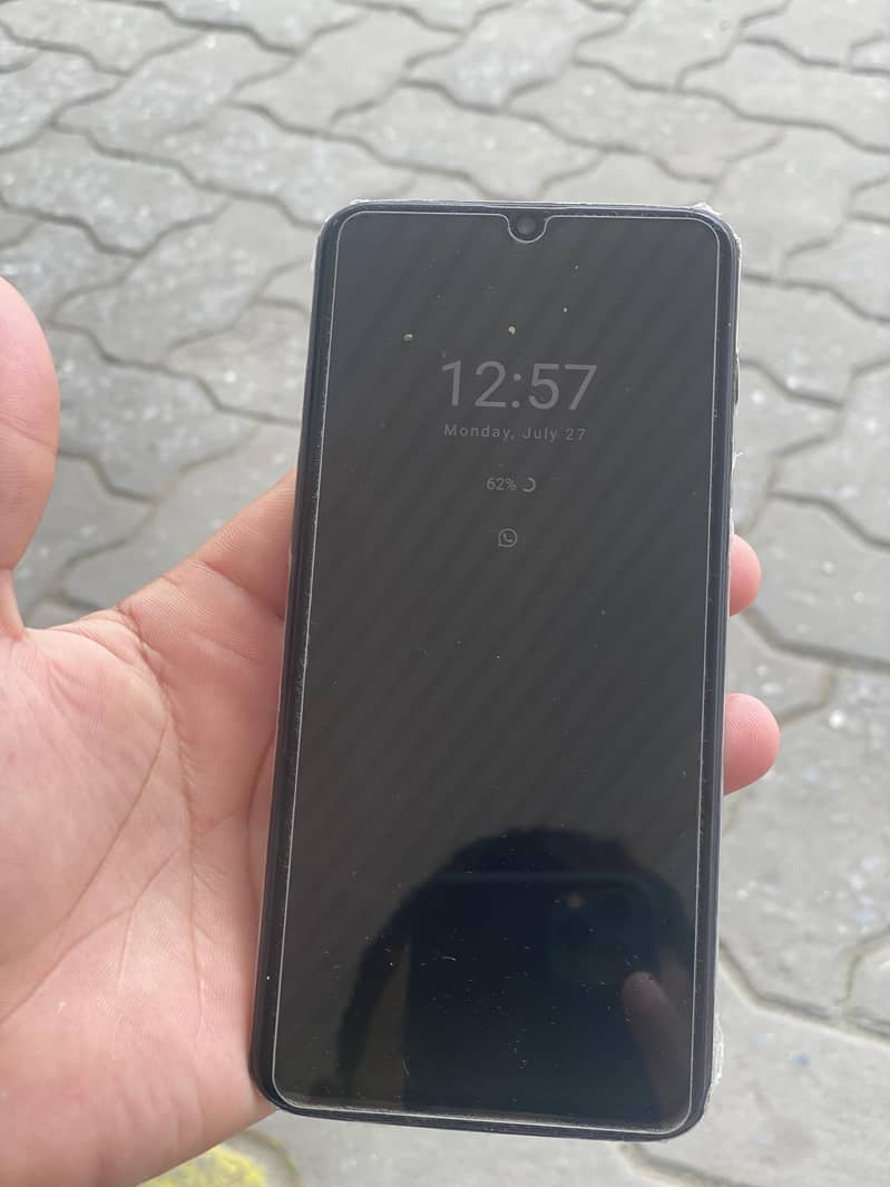 One Plus 6T 4