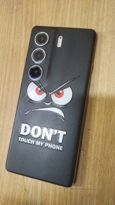 Tecno CAMON 40 Pro
