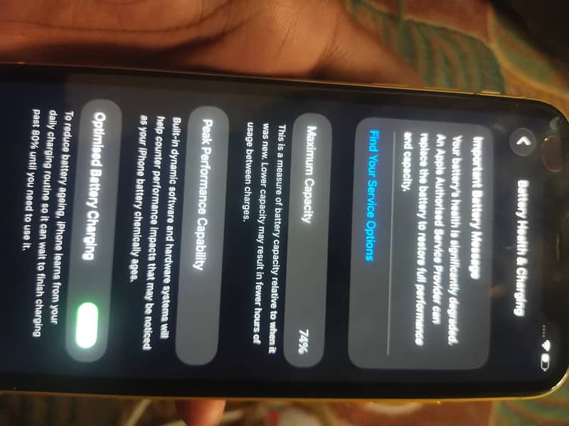 Apple iPhone 11 4