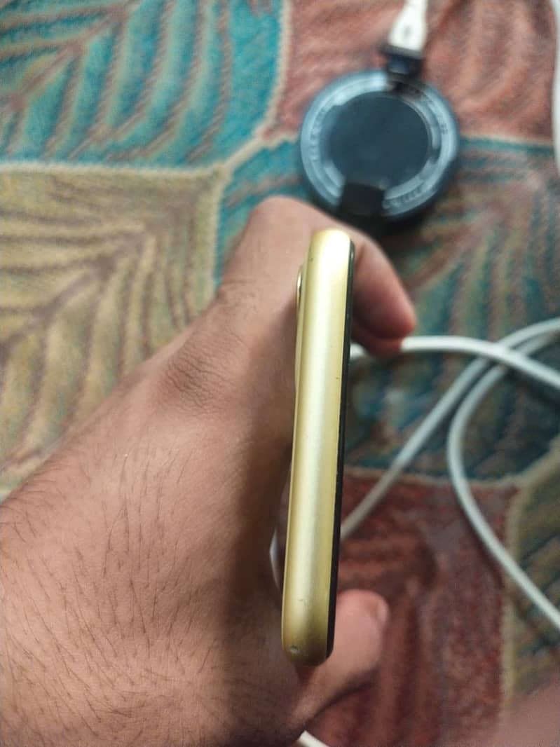Apple iPhone 11 5