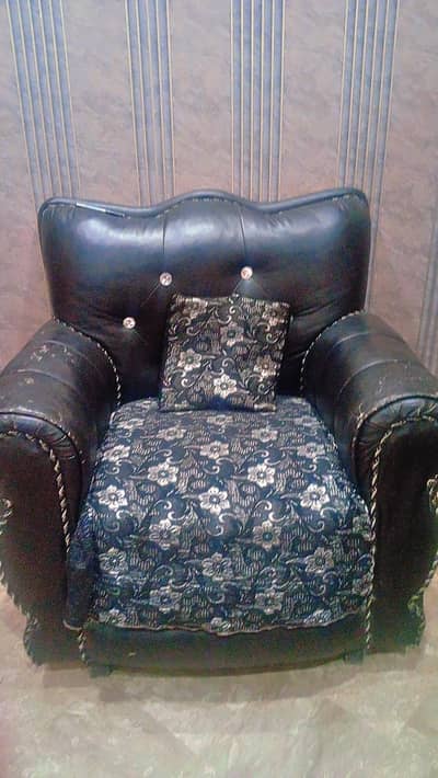 Complete sofa set