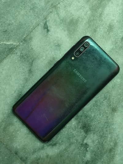 Samsung Mobile A50