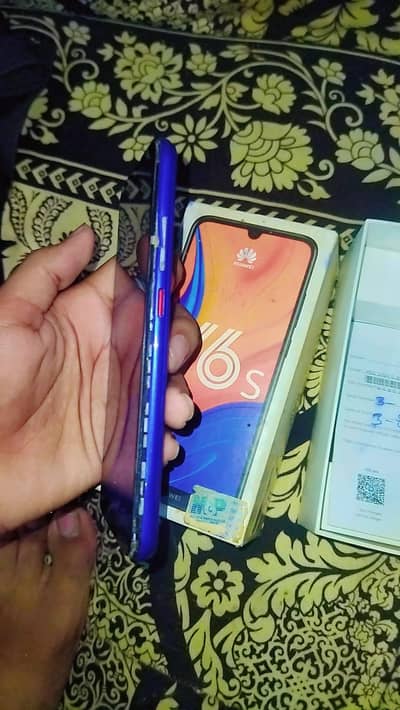 Huawei Y6s