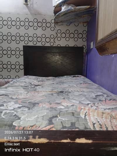 Single bed