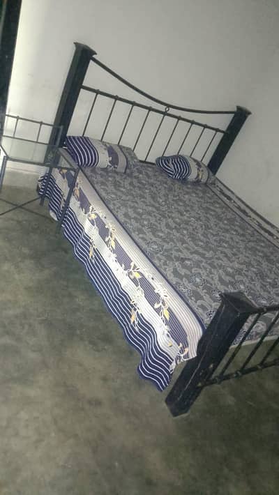 reasonable price without matress brand new bed with two side tables