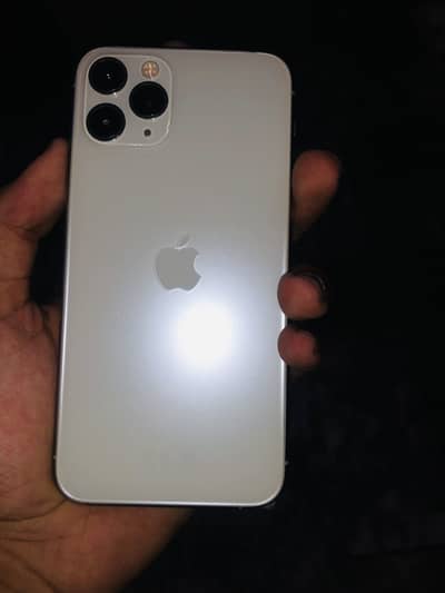 IPHONE 11 PRO