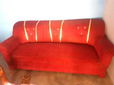 5 Seater Sofa for sell (in good prize)