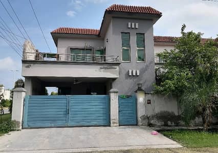 A 10 Marla House Located In Askari 11 - Sector B Is Available For rent