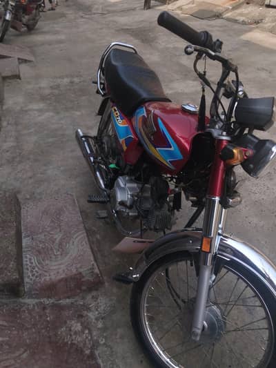Honda CC 70 22 model hai