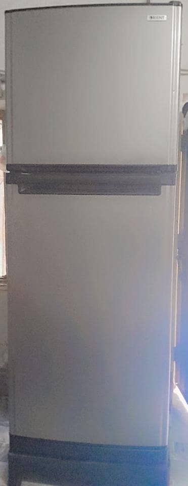 Orient full size fridge in good condition