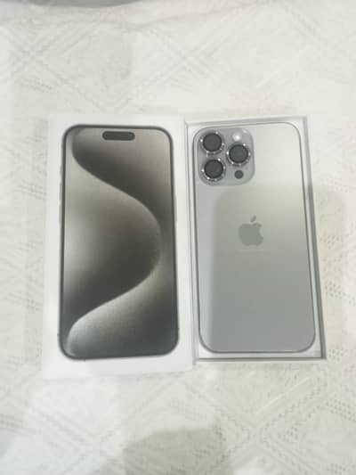 Apple iPhone 15 Pro Max. jv