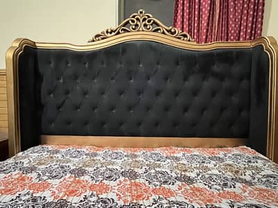 Bed king size without metress