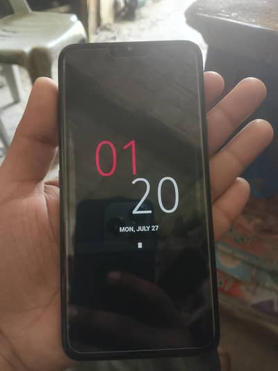 LG V40 ThinQ