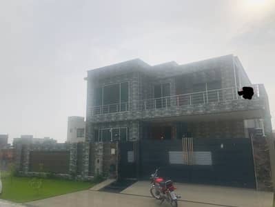 1 kanal house for rent .