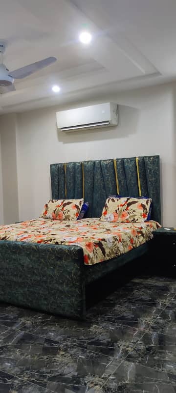 Daily Basis Apartment/ Per Day Flat Available For Rent In Bahria Town Lahoren