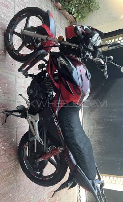 Honda cb 150 f