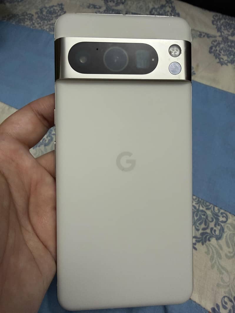 Google Pixel 8 Pro 0