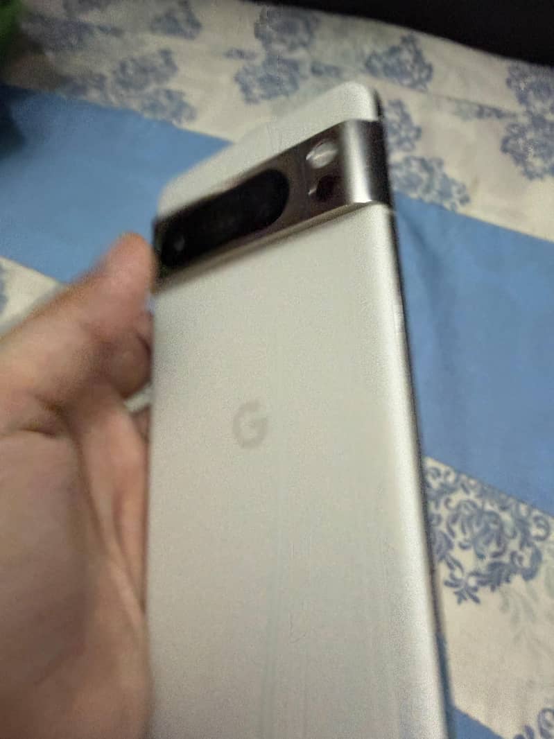 Google Pixel 8 Pro 6