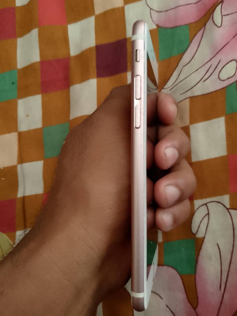 Apple iPhone 6S 2