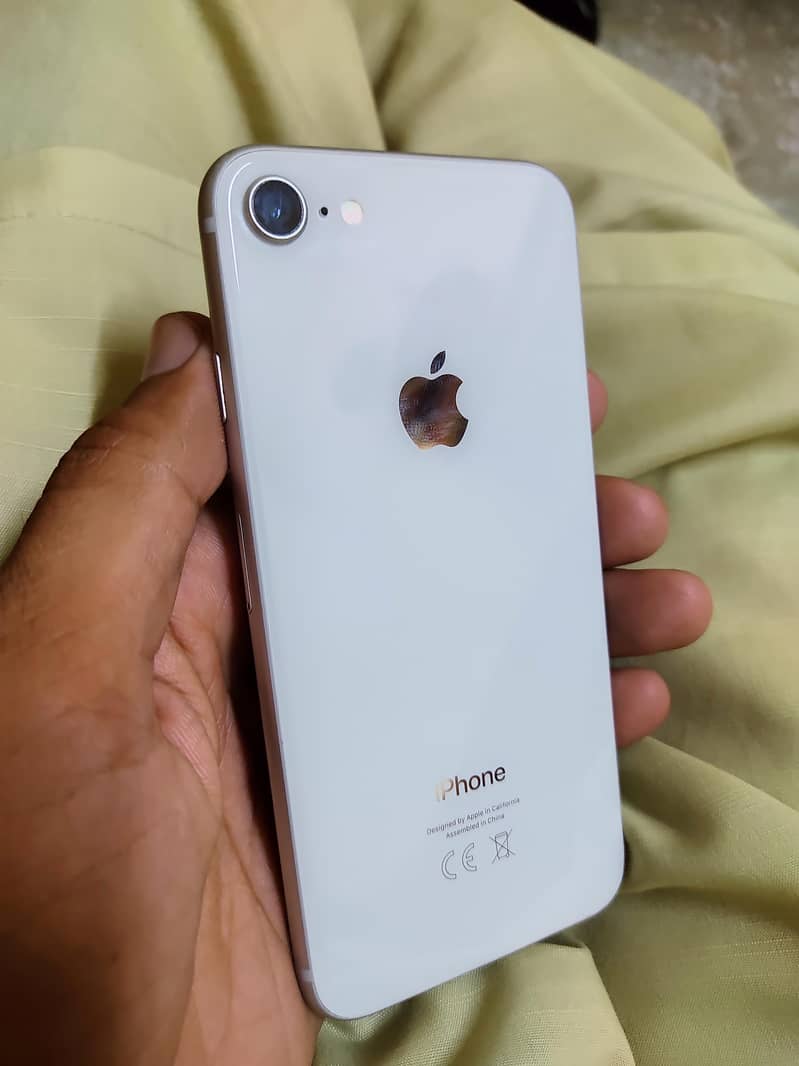 Apple iPhone 8 2