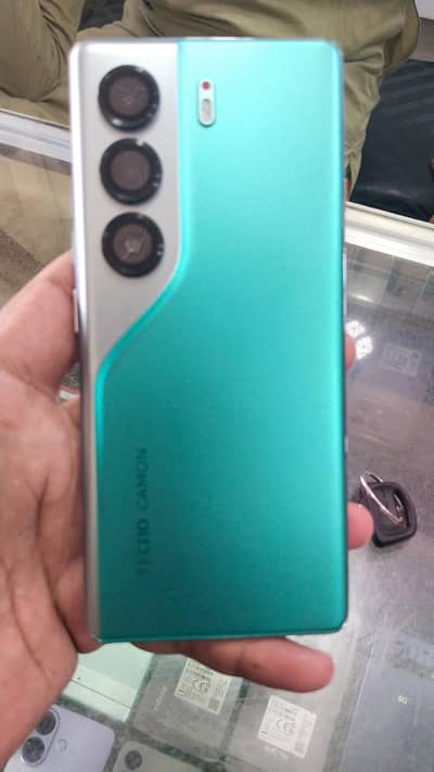tecno camon 40 pro 8/256